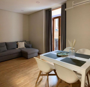 Plaza Ayuntamiento Apartment